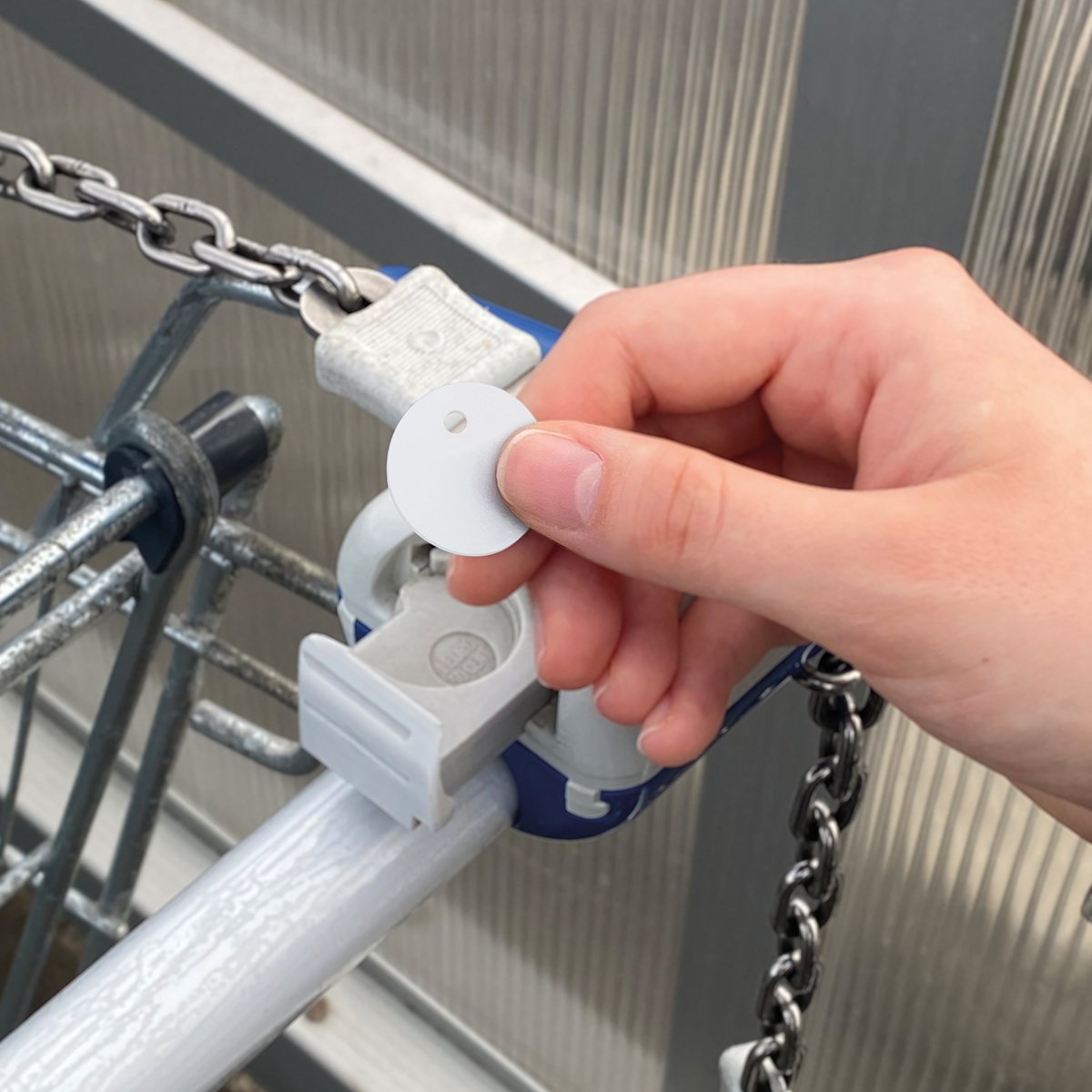 Metall-Karabinerhaken "Omega" als Werbeartikel mit Logo bedrucken